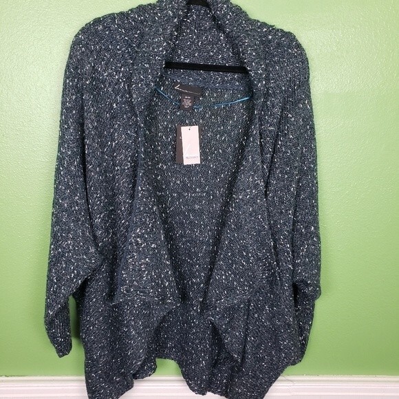Lane Bryant NWT Women's Draped Blue Silver Open Cardi Shrug Jacket Size 26/28 - Picture 9 of 13